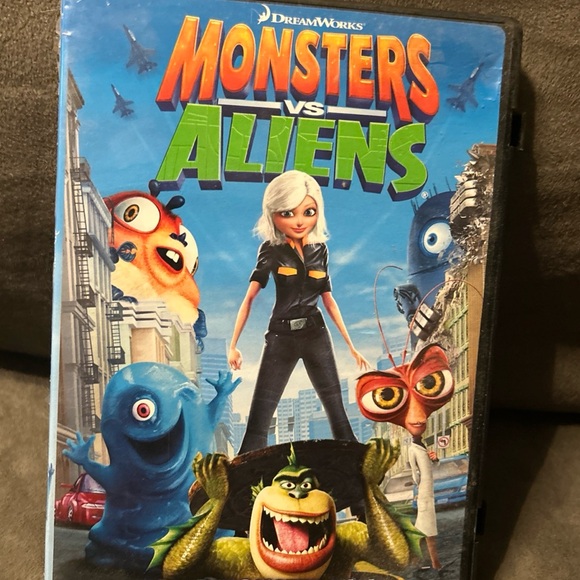 Monsters vs. Aliens (DVD, 2009) by dreamworks - Picture 1 of 10